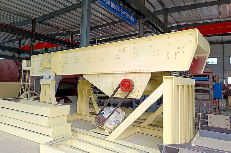 Vibrating feeder